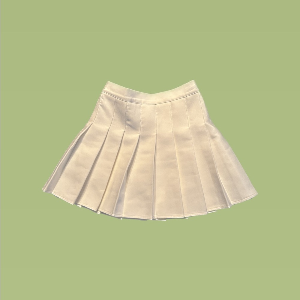 Mini White Pleated Tennis Skirt